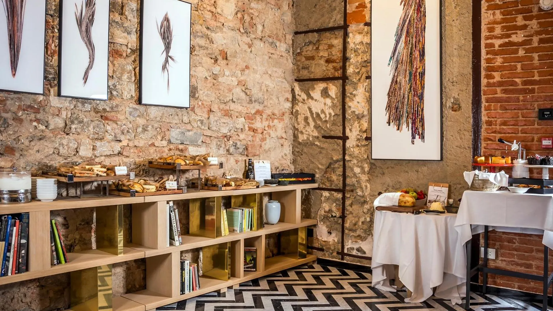 Hotel Calimala Флоренция